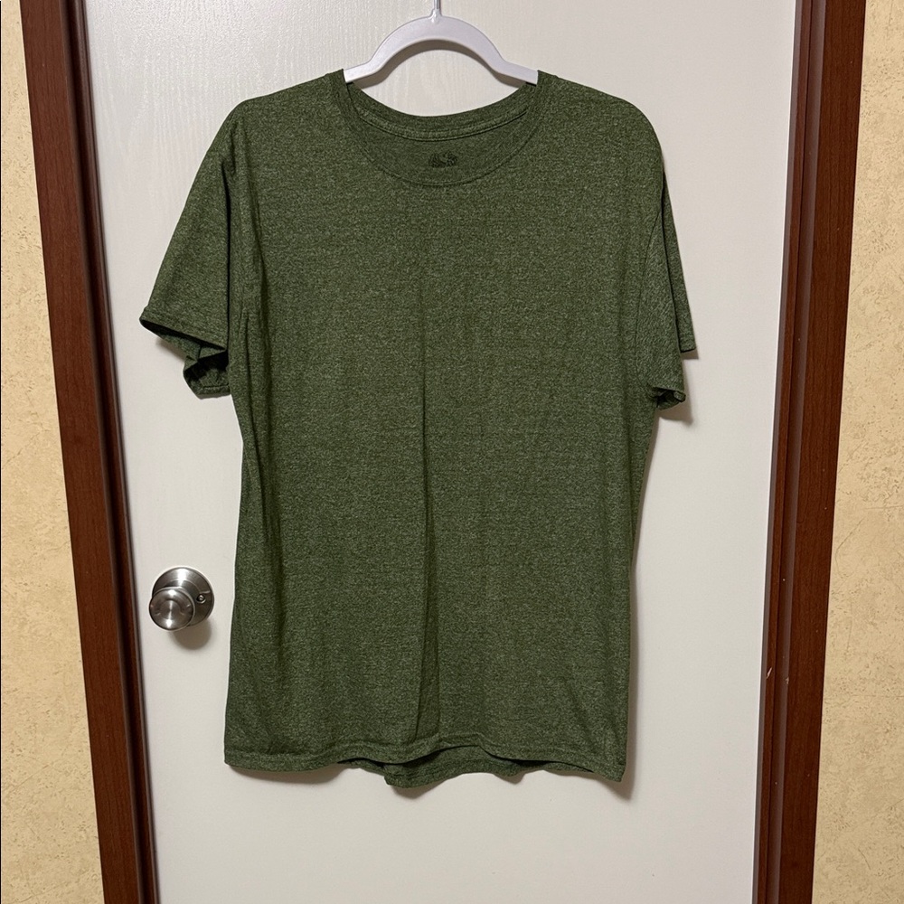 Fruit Of The Loom Men's Green T-Shirt Size M